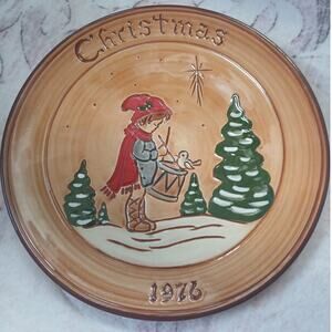 3  Beautifully Handcrafted  Vintage Stumar  Pennington Pottery Christmas Plates